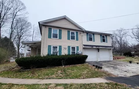 70 Spoonville Rd, East Granby, CT 06026