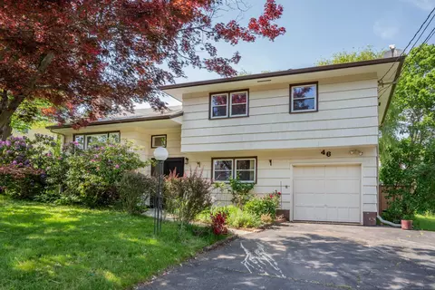46 Parsons Dr, West Hartford, CT 06117