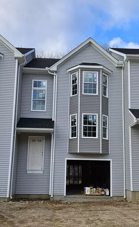 14 Summer Brook Way, Seymour, CT 06483