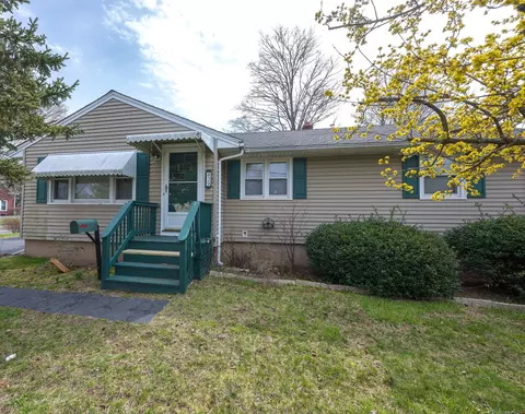 29 Gerrish Ave, East Haven, CT 06512