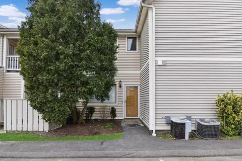 465 Whalley Ave #J, New Haven, CT 06511