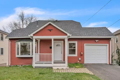 26 Crescent St, West Hartford, CT 06119