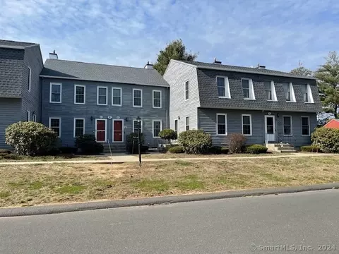 9 Riverview Dr #E, East Windsor, CT 06088