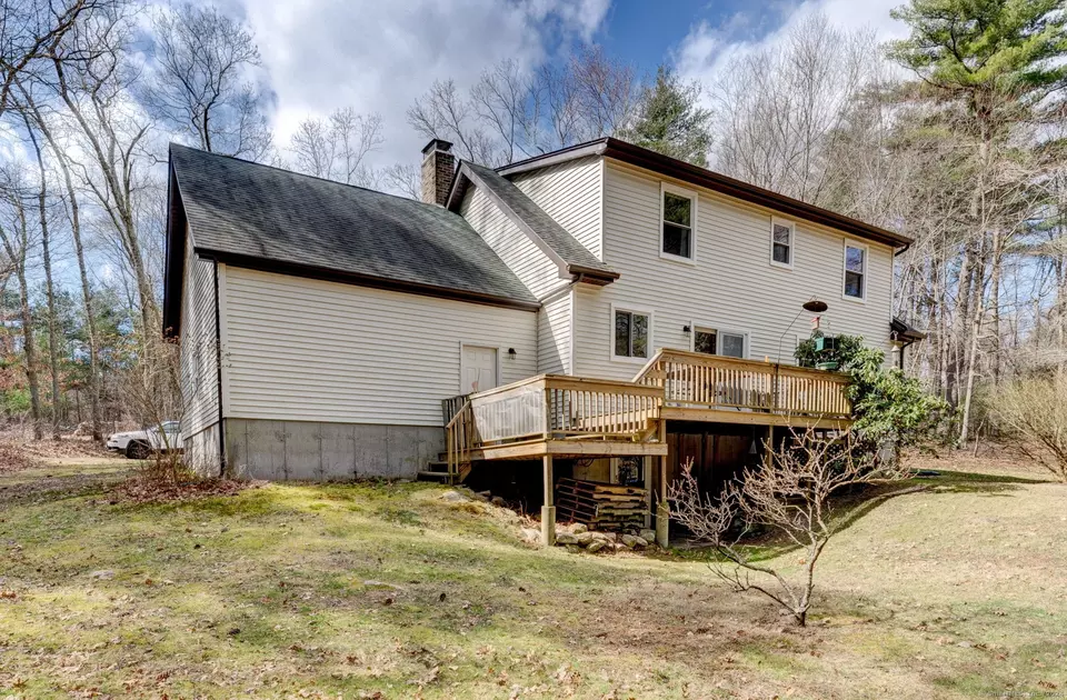 652 Cook Hill Rd, Killingly, CT 06239 36 Photos Movoto