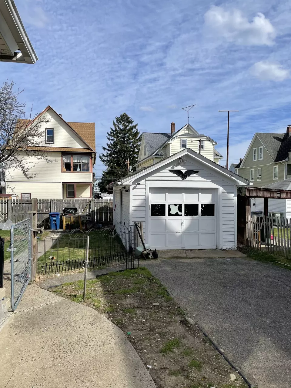 144 Summerfield Ave, Bridgeport, CT 06610 14 Photos Movoto