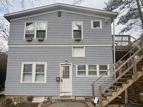 103 E Pattagansett Rd, East Lyme, CT 06357