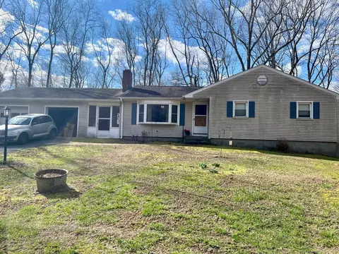 115 New Milford Rd E, Bridgewater, CT 06752