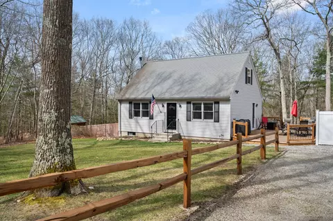 163 Valley View Rd, Sterling, CT 06377