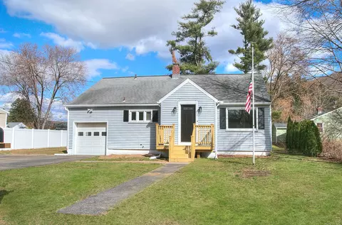 20 Hubbell Ave, Beacon Falls, CT 06403