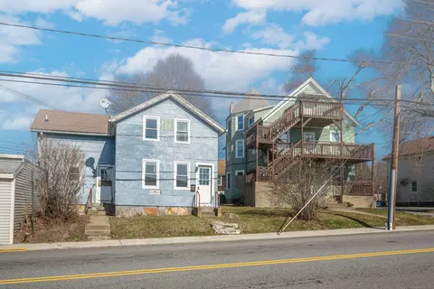 8-16 Benham Rd, Groton, CT 06340