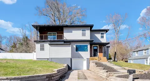 211 Portman St, Windsor, CT 06095