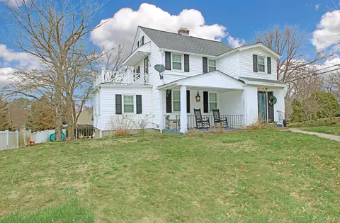 111 Tanner St, Manchester, CT 06042