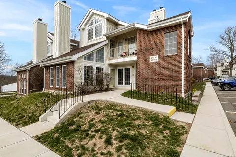 209 Carriage Crossing Ln #209, Middletown, CT 06457
