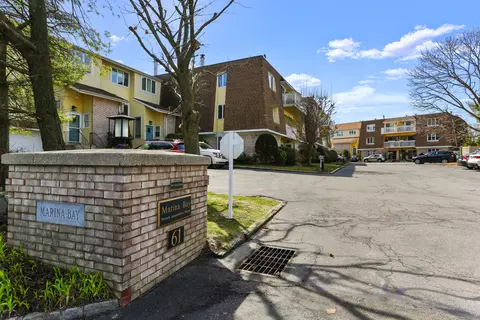 61 Seaview Ave #21, Stamford, CT 06902