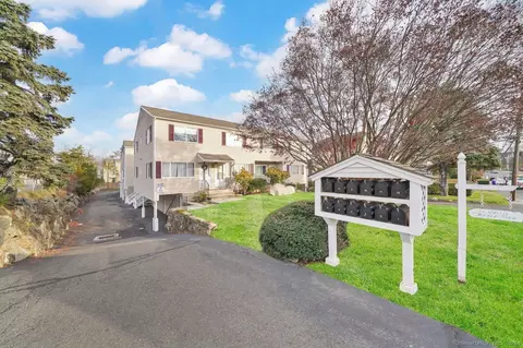 14 Ferris Ave #4, Norwalk, CT 06854