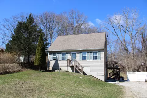 20 Huntington Ave, Norwich, CT 06360