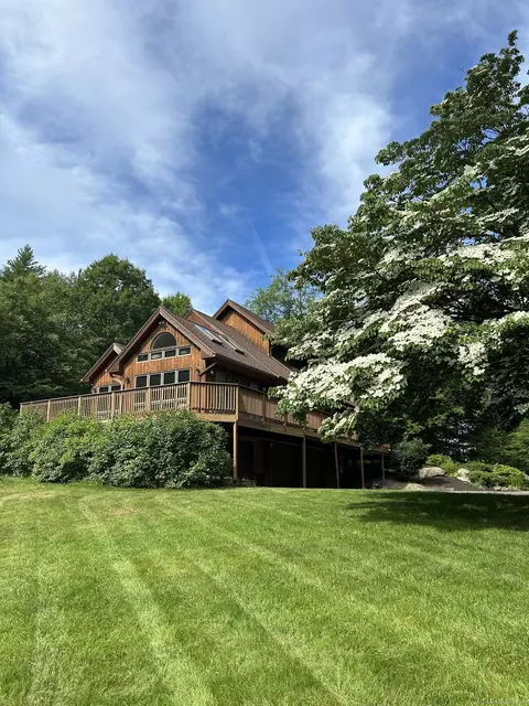 301 Cedar Ln, New Hartford, CT 06057