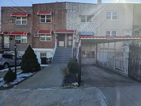 1018 E 229 St, Unknown Ny City, NY 10466