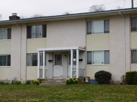 321 S Elm St #321, Wallingford, CT 06492
