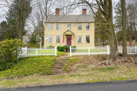 330 Parmelee Hill Rd, Durham, CT 06422