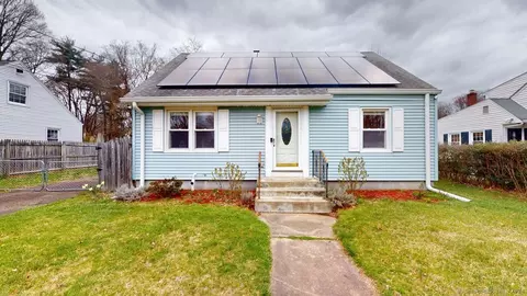 40 Baldwin Rd, Hamden, CT 06514