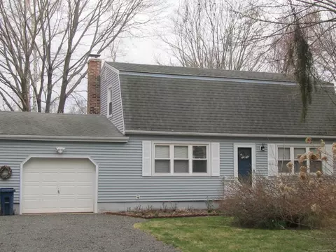 6 Bailey # A, Old Lyme, CT 06371
