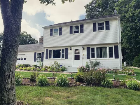 249 Redwood Ln, Cheshire, CT 06410
