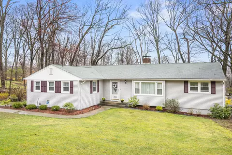 1226 Highview Ter, Cheshire, CT 06410