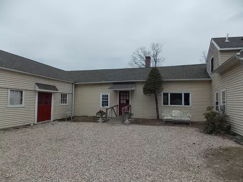 41 Notch Rd, Simsbury, CT 06092