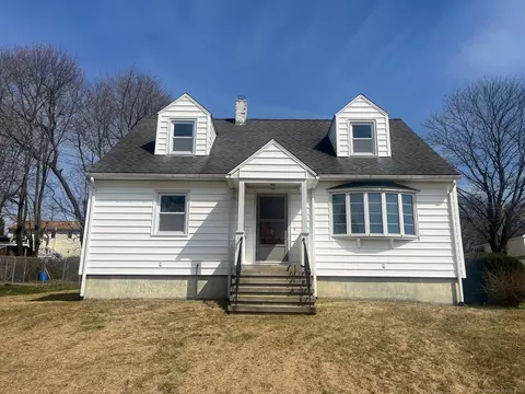 32 Grandview Blvd, Derby, CT 06418