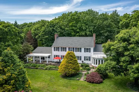 400 Thomaston Rd, Watertown, CT 06795