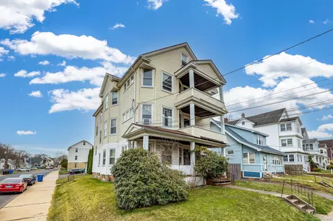 4 Lyons St, New Britain, CT 06052