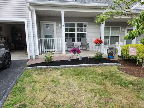 273 New Haven Ave #7, Milford, CT 06460