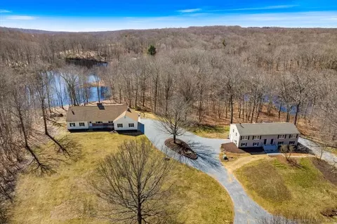 116 Daniel Peck Rd, East Haddam, CT 06423