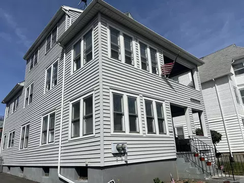 1013-1015 Maple Ave, Hartford, CT 06114