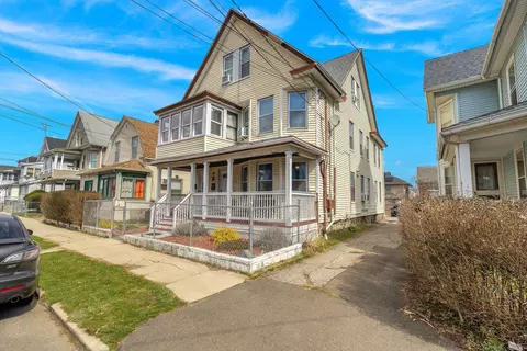 70-72 Pixlee Pl, Bridgeport, CT 06610