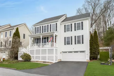 7 Washington Cir #7, Southbury, CT 06488