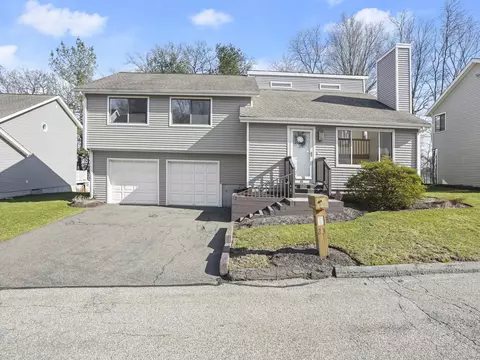 23 Scenic Hill Rd #23, Shelton, CT 06484