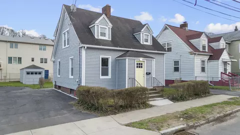 215 Fulton St, New Haven, CT 06513