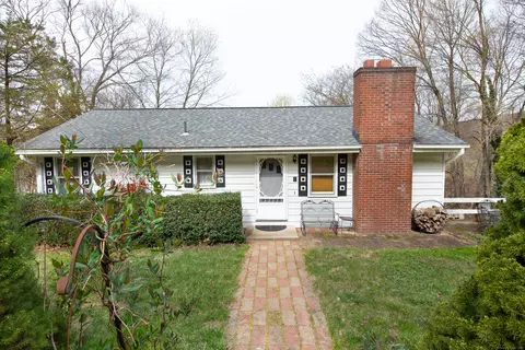 58 Derby Neck Rd, Derby, CT 06418
