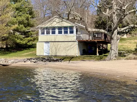 17 Harrison Ln, Morris, CT 06763