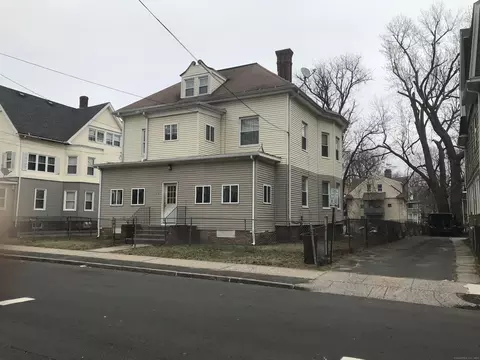 26-28 Lenox St, Hartford, CT 06112