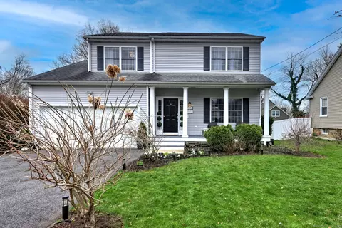 95 Alvord St, Stratford, CT 06614
