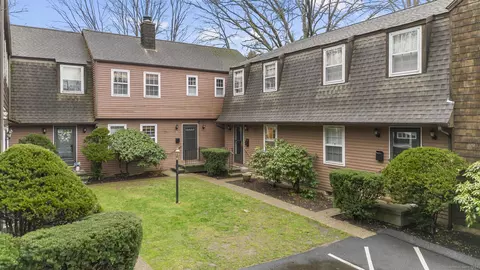 35 Mead St #: 4, Stamford, CT 06907