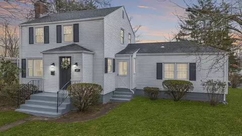 17 Foley Rd, Portland, CT 06480