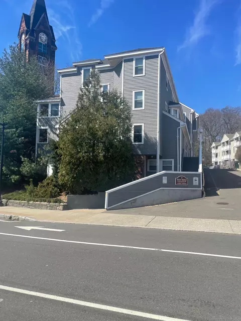 2 West Ave #9, Norwalk, CT 06854