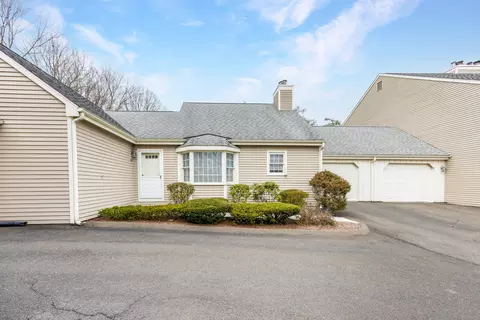 64 Old Towne Rd #64, Cheshire, CT 06410