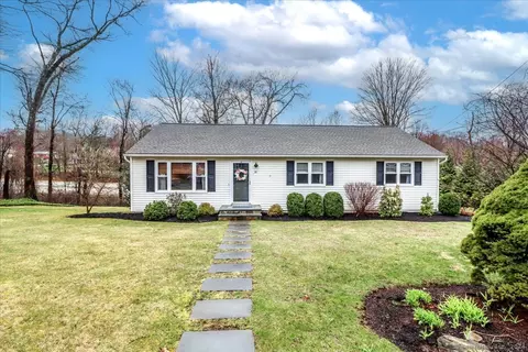 8-10 Indian Ave, Danbury, CT 06811