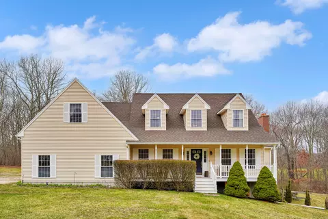204 Lake Hayward Rd, Colchester, CT 06415