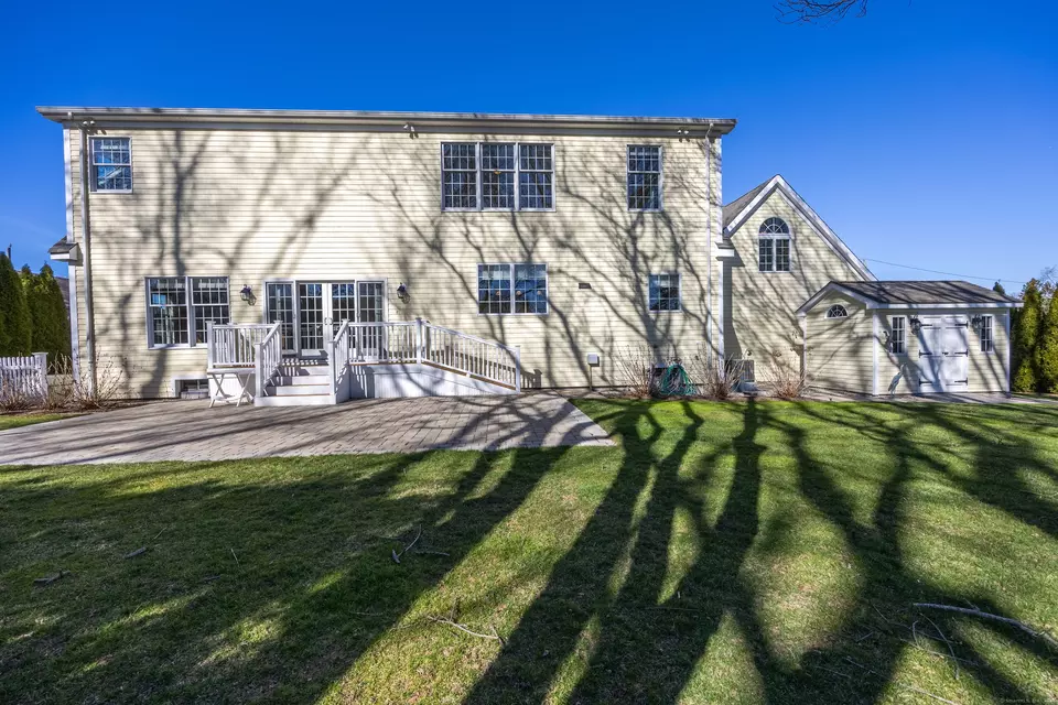 16 Fenbrook Rd, Old Saybrook, CT 06475 40 Photos Movoto